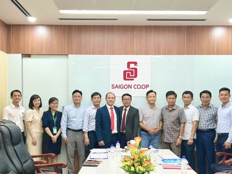 Lễ ký kết hợp tác giữa Saigon Co.op và Công ty VN Green 06/06/2024